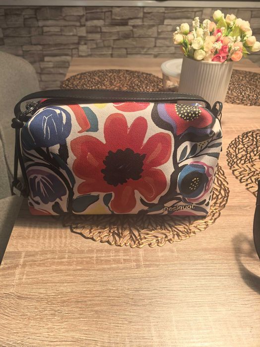Desigual нова чанта
