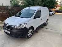 Renault Express avariat/lovit 2024