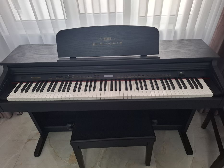 Pianina electrică Hemingway