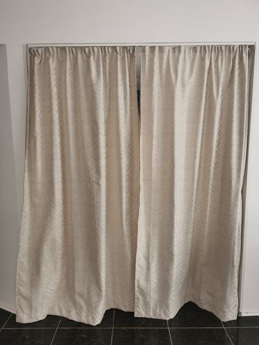 Vand draperie noua