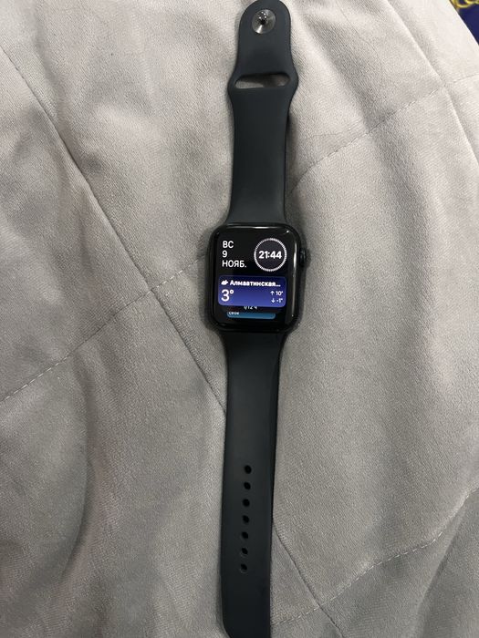 Apple watch se2 44 mm