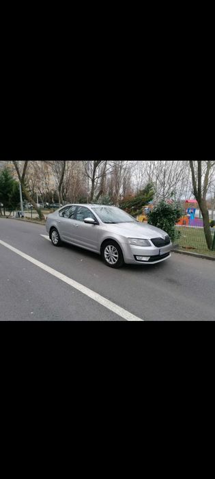 Vând Skoda Octavia