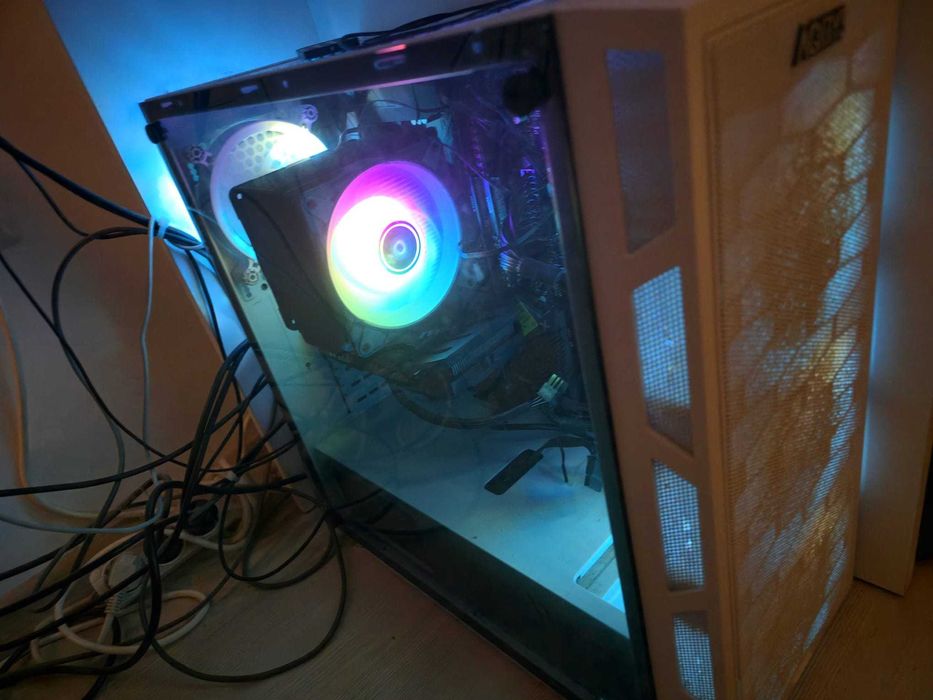 Vand PC de gaming + monitor 144 hz