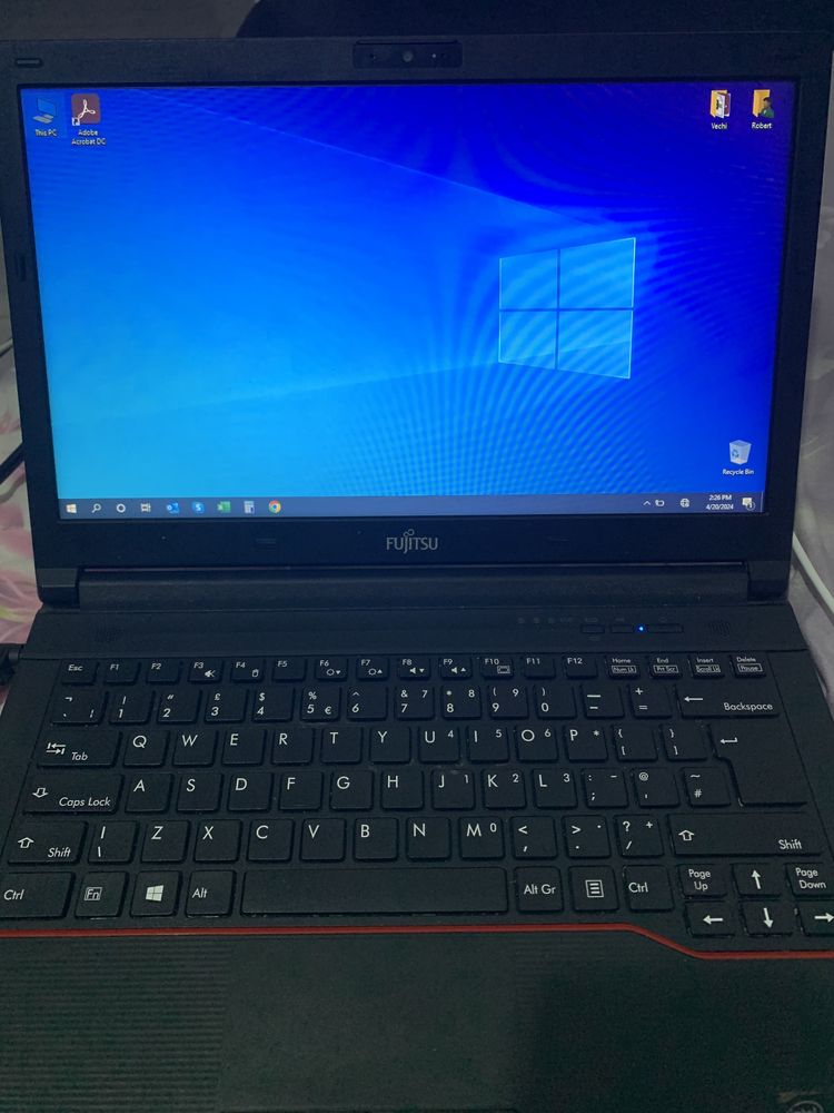 Laptop i3 Fujitsu