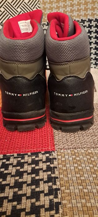 Зимни боти Tommy Hilfiger