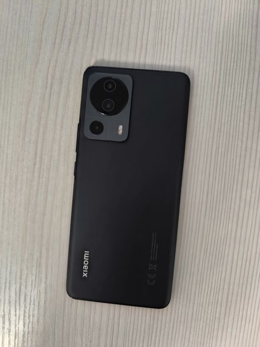 Продам XIAOMI Mi 13 lite 8/256 Гб