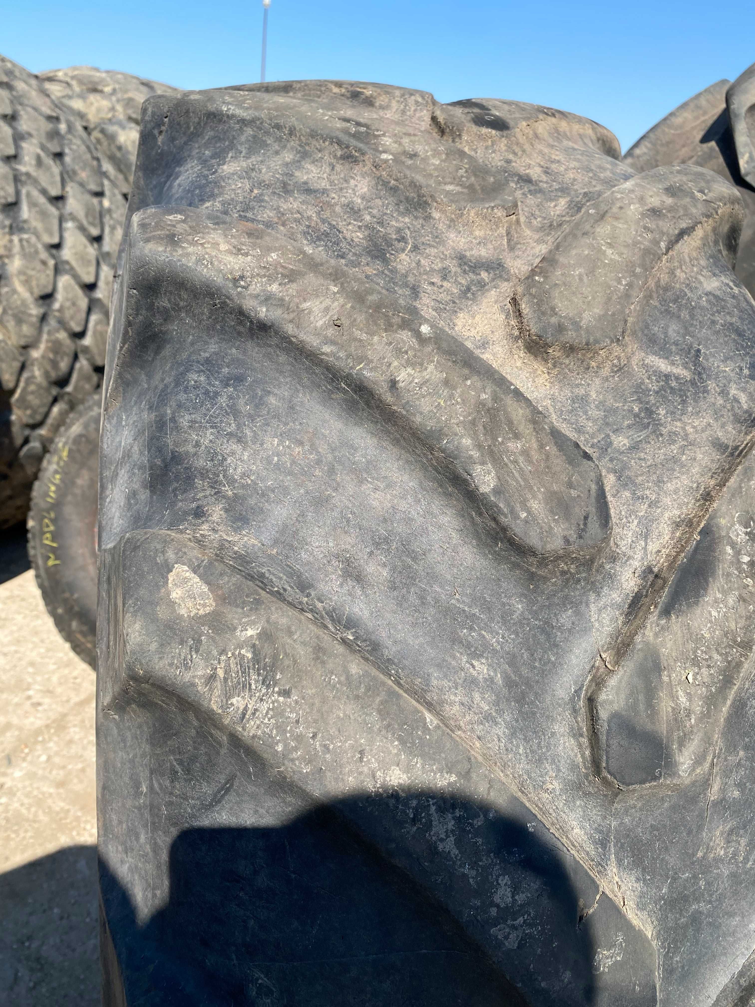 Cauciuc 17.5 R24 Michelin