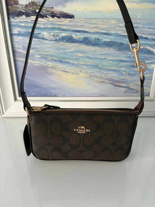 Дамска чанта - Coach