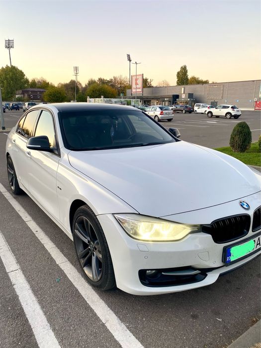 BMW F30 320d SPORT Line