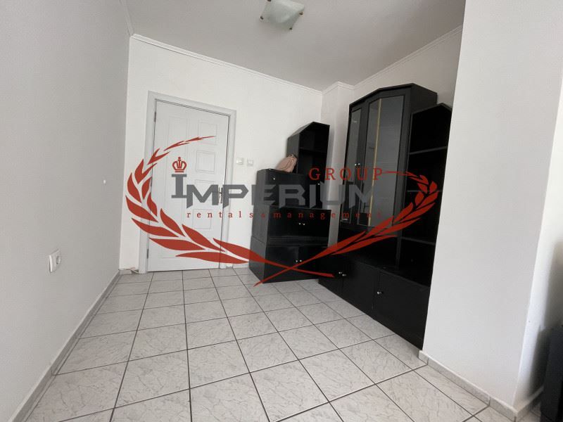 Дава се под наем Двустаен апартамент в Варна, Лятно кино Тракия - 70 кв.м за 357 € - Снимка #3