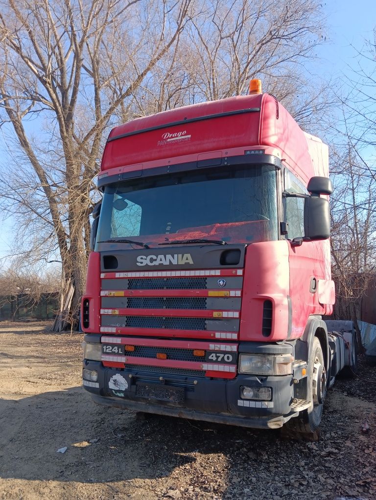 Dezmembrez scania 124l.