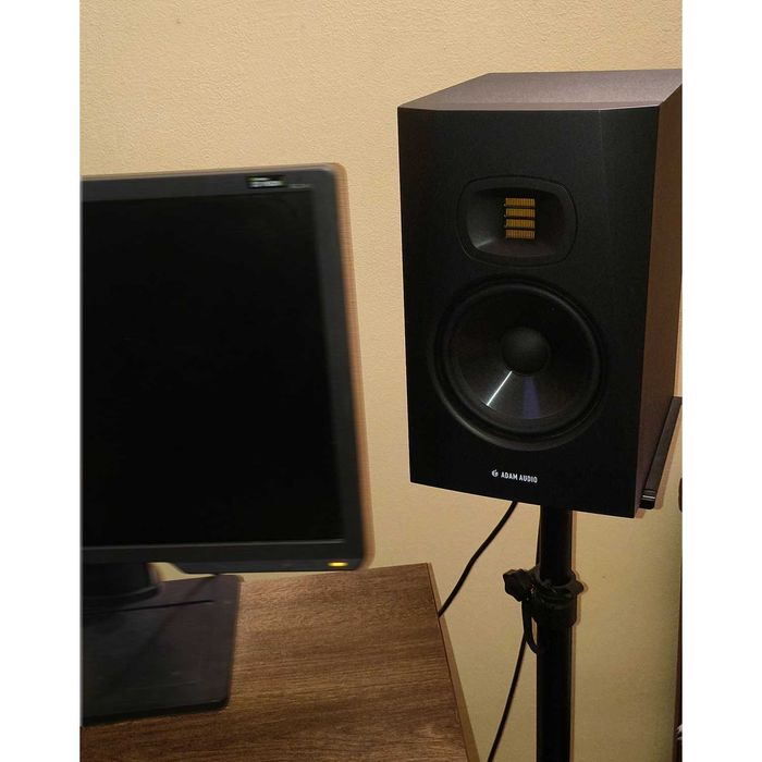 2x Adam Audio T7V + Adam Audio T10S