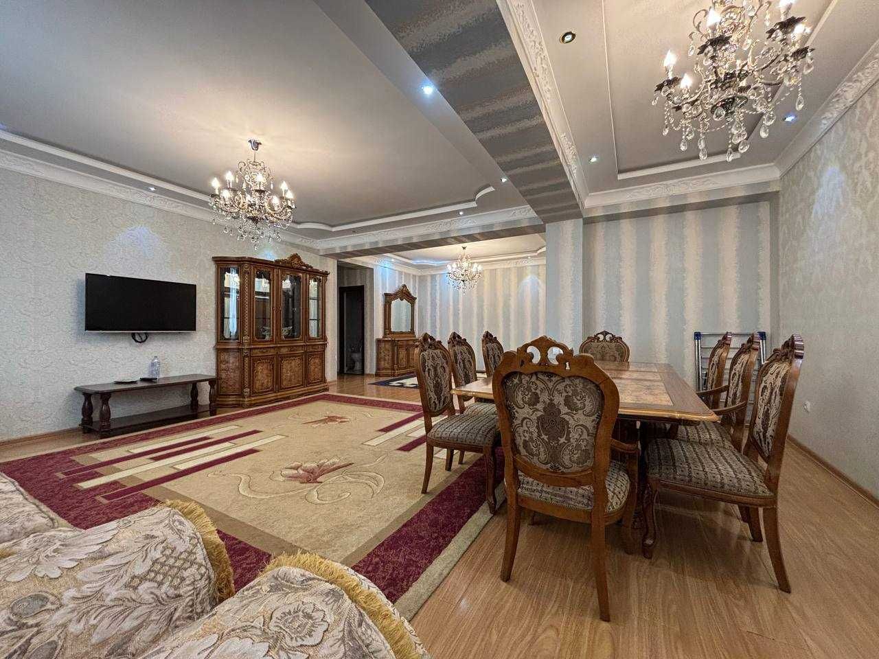 Отличная 4 комн квартира по ул.Айбека