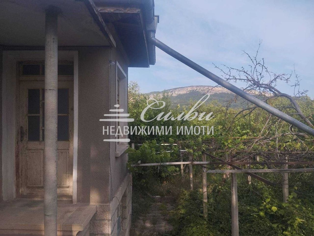 Продава се Къща в с. Мадара, Област Шумен - 51 кв.м за 1250 €/кв.м - Снимка #2