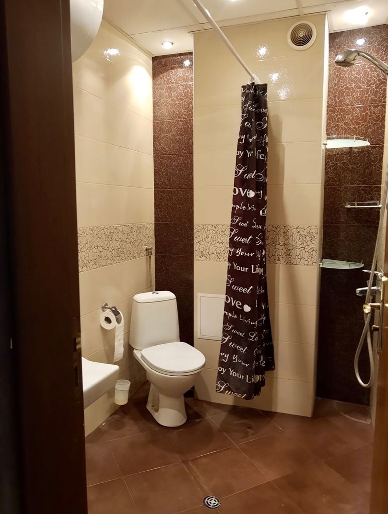Продава се Двустаен апартамент в Пловдив, Кючук Париж - 75 кв.м за 922 €/кв.м - Снимка #4