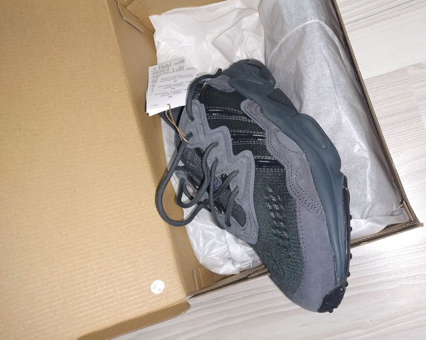 Vând Adidas Ozweego 43 1/3 Originali