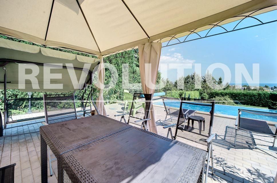 Дава се под наем Къща в Варна, м-т Евксиноград - 480 кв.м за 7000 € - Снимка #11