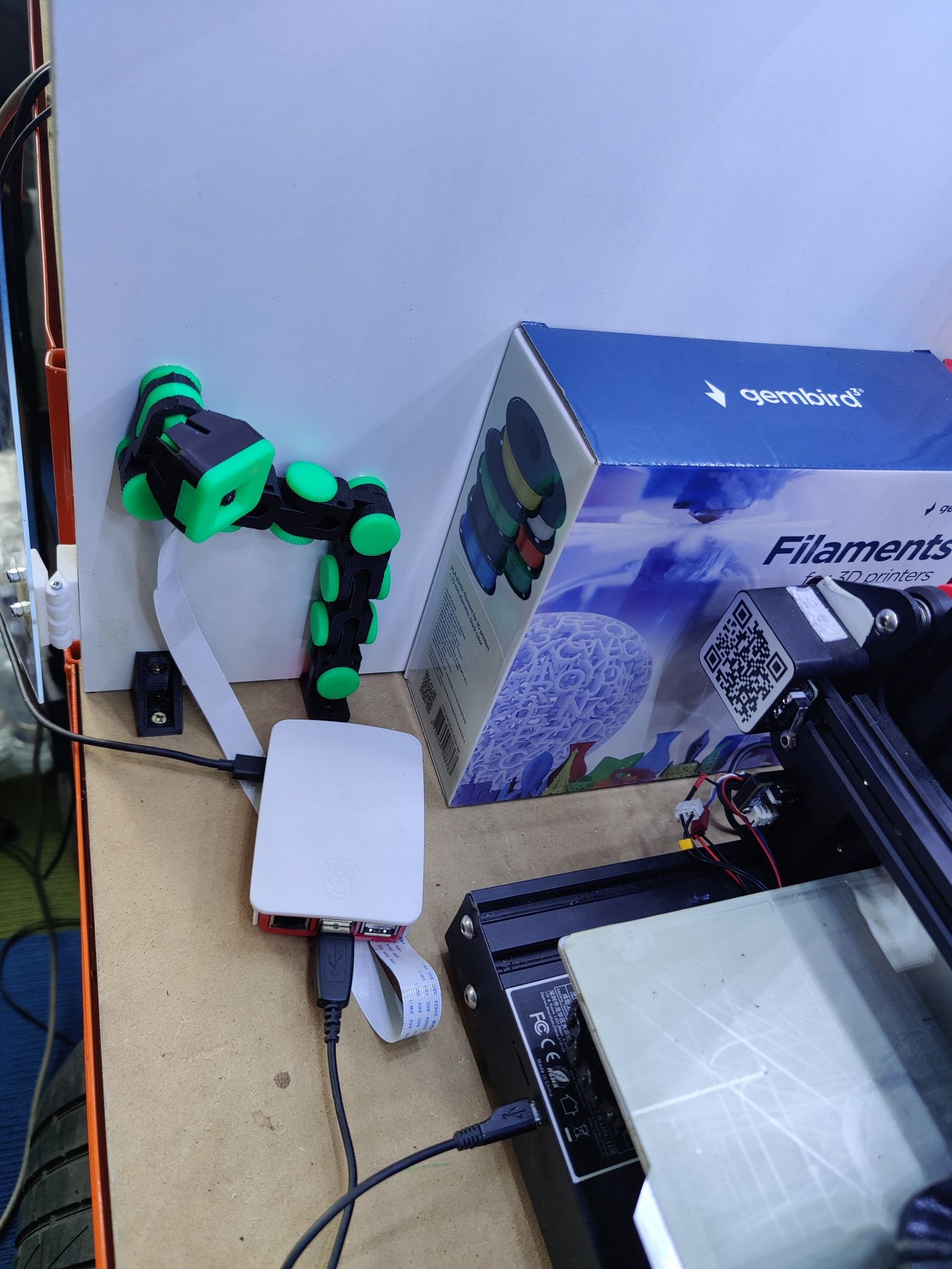 Imprimanta 3D Ender 3 V2 Dual Z Upgradata Klipper Dragon BMG Raspberry