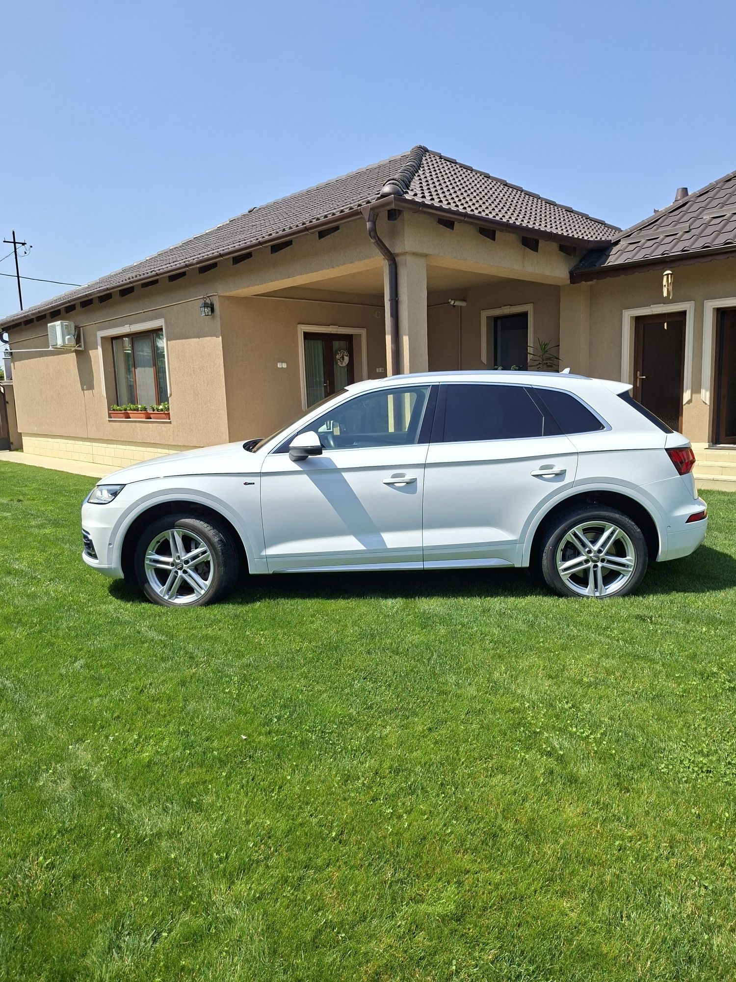 Audi Q5 Quattro full sline 190 cp