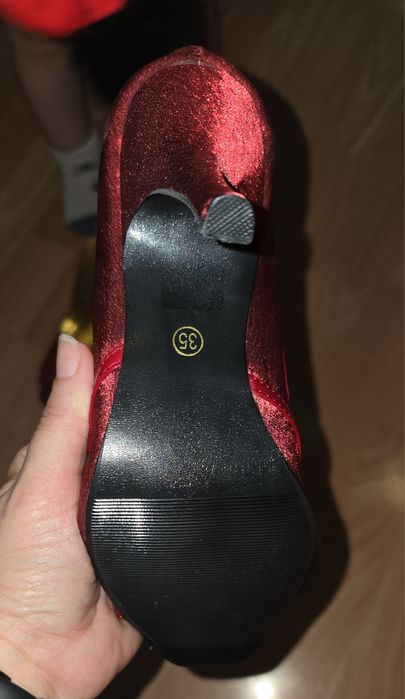 Чисто нови дамски обувки BOTINELLI