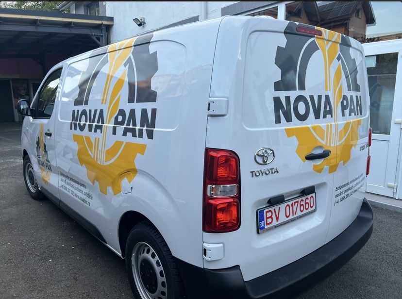 Reclame -casete luminoase-litere volumetrice -panouri publicitare -