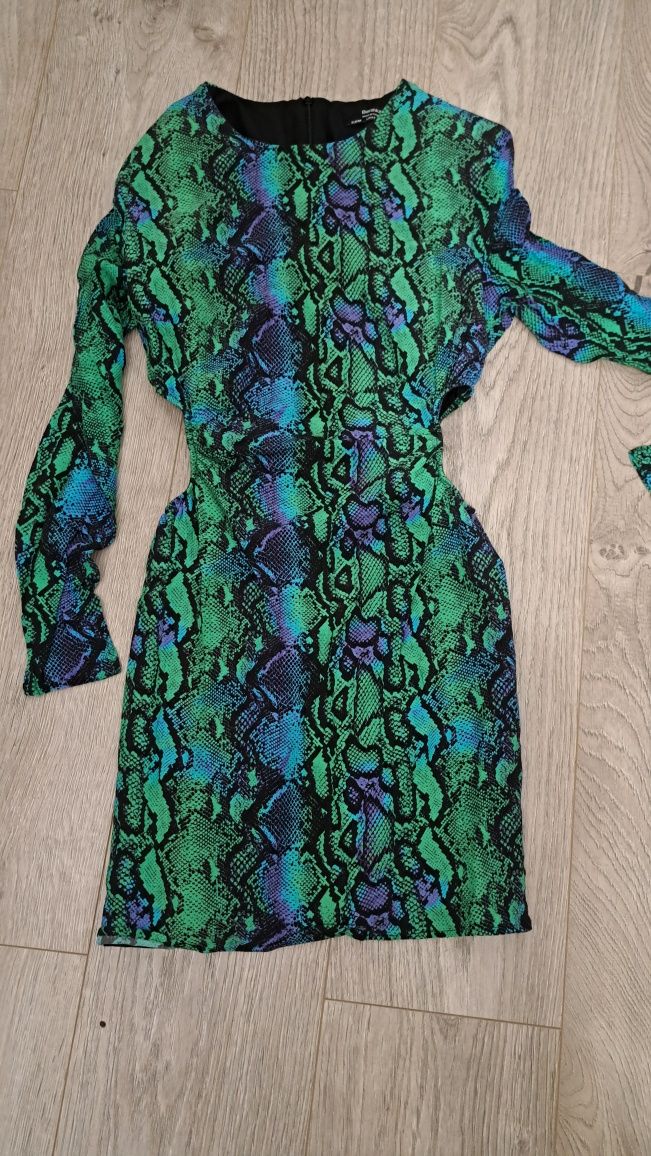 Rochie verde Bershka măr. M