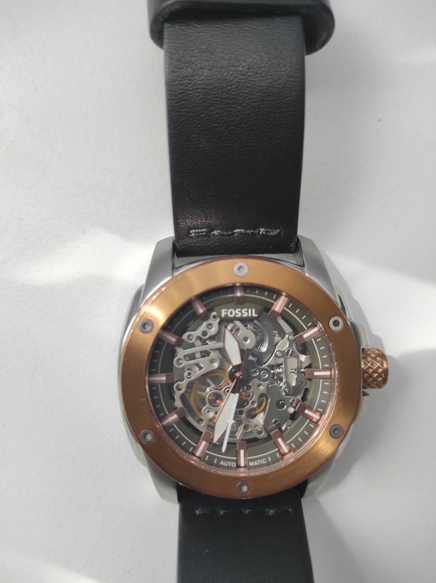 Продавам мъжки часовник Fossil ME3082