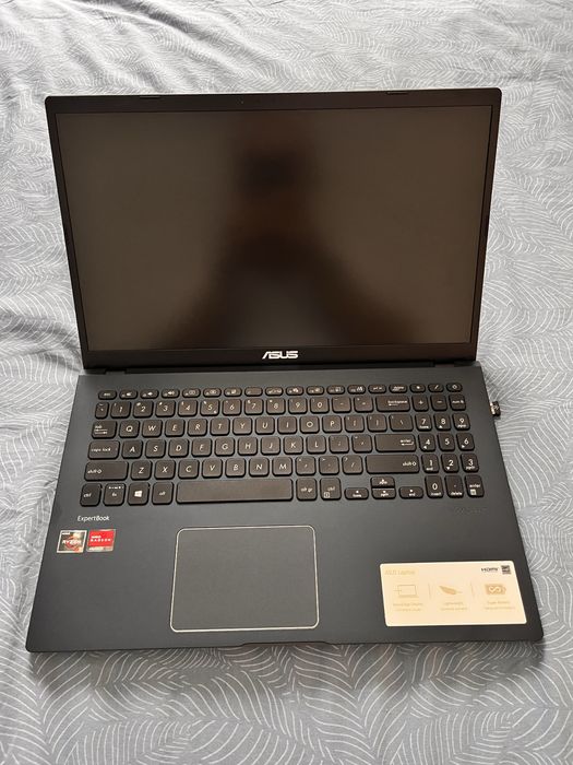 Asus Expertbook P1510CDA-EJ1104RA