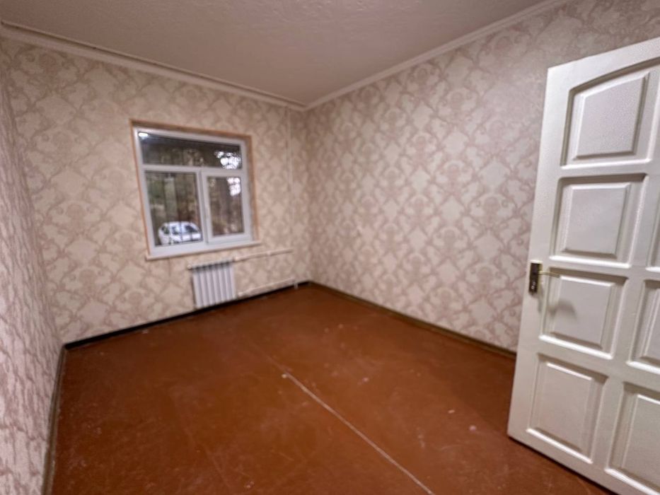 Срочно 2-хонали квартира сотилади 9-микрорайонда жойлашган 1-этаж.