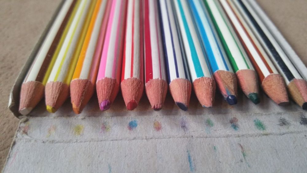 Set vintage creioane colorate