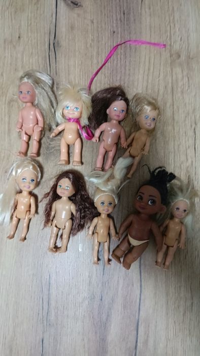 Păpuși Barbie Mini