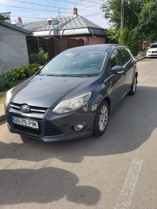 Ford focus mk3 2011 avariat dar funcțional
