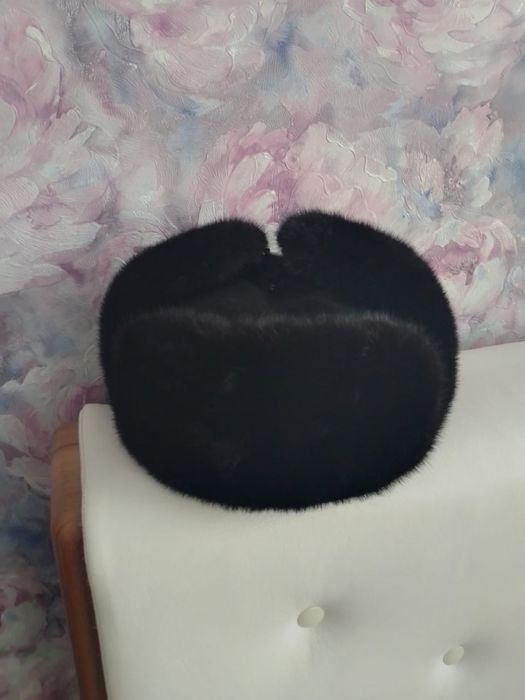 Продам теплую ушанку