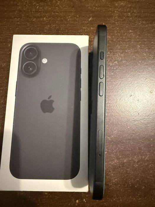 Vand Iphone 16 Black