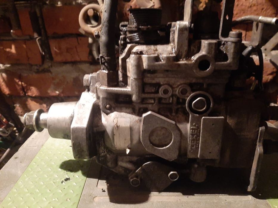 Топливный насос Митсубиси 4Д 56