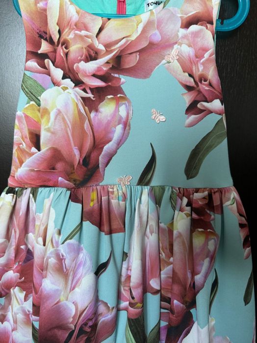 Официална рокля Точици