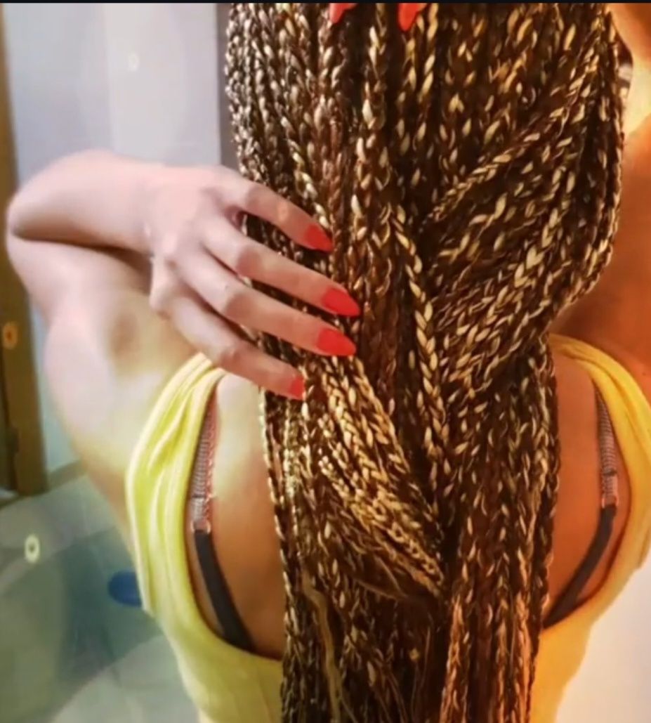 Codițe afro, cornrows, extensii afro, microring, dreduri faux locs