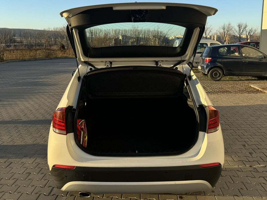 BMW X1 sDrive 18d 143 k.c. Avtomatik