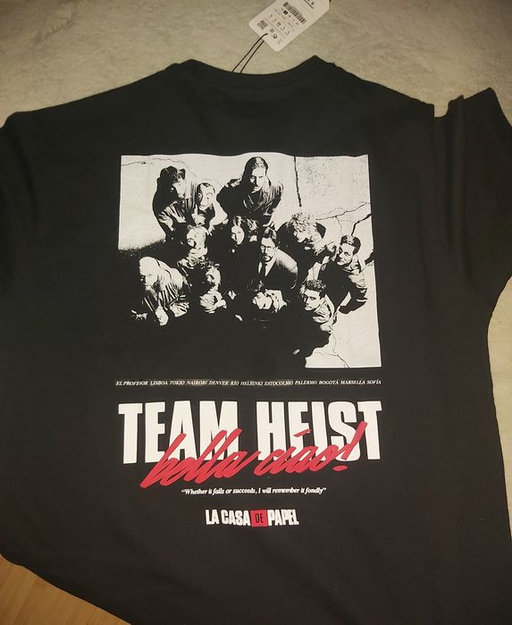 Tricou La Casa De Papel, Nou, marimea L, Pull&Bear