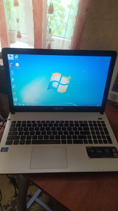 Asus Core i3,4GB,500HDD