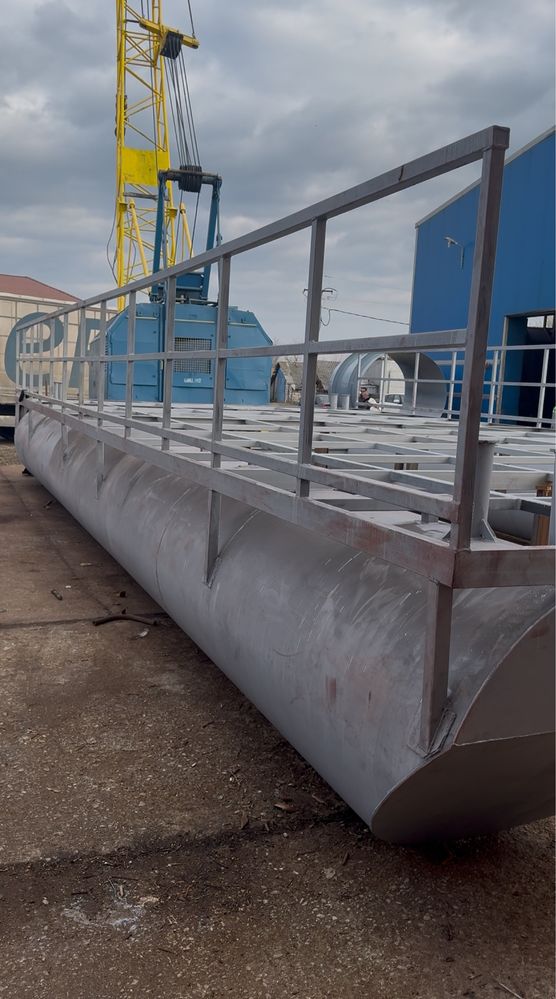 Vand pontoane metalice plutitoare