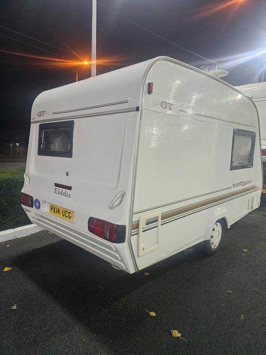 Продавам каравана ELDDIS WHIRLWIND 4m дължина 910кг.
