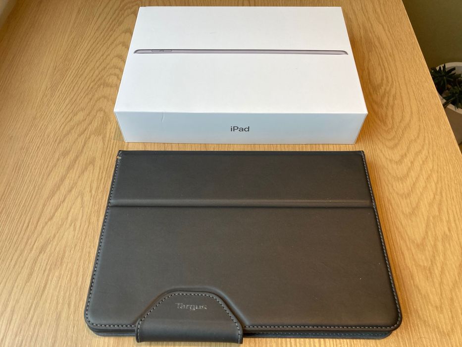 iPad (9th Generation) Wi-Fi 64 GB + SIM