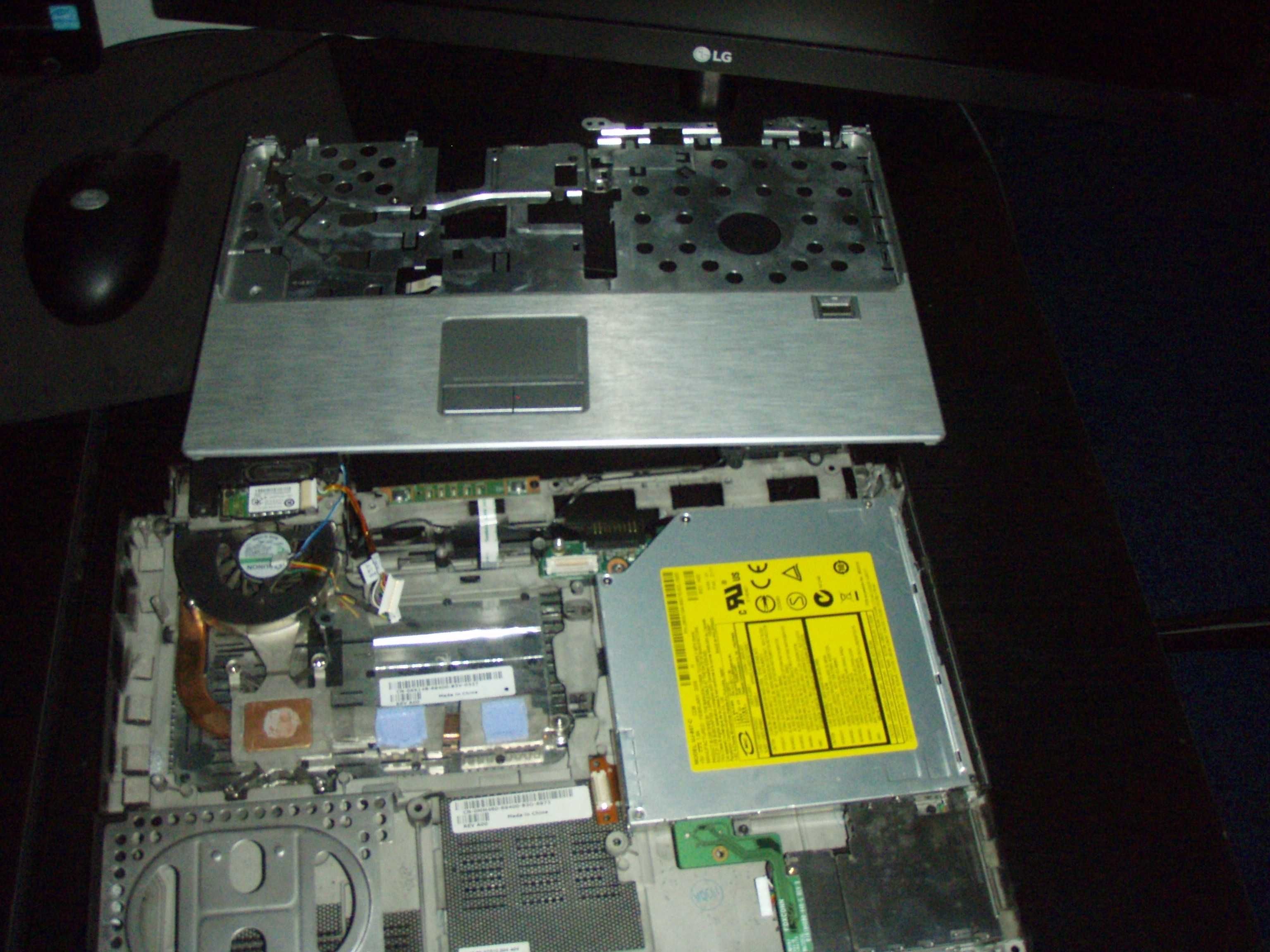 bottom capac HDD + RAM palmrest sistem de racire dvd Dell XPS M1330