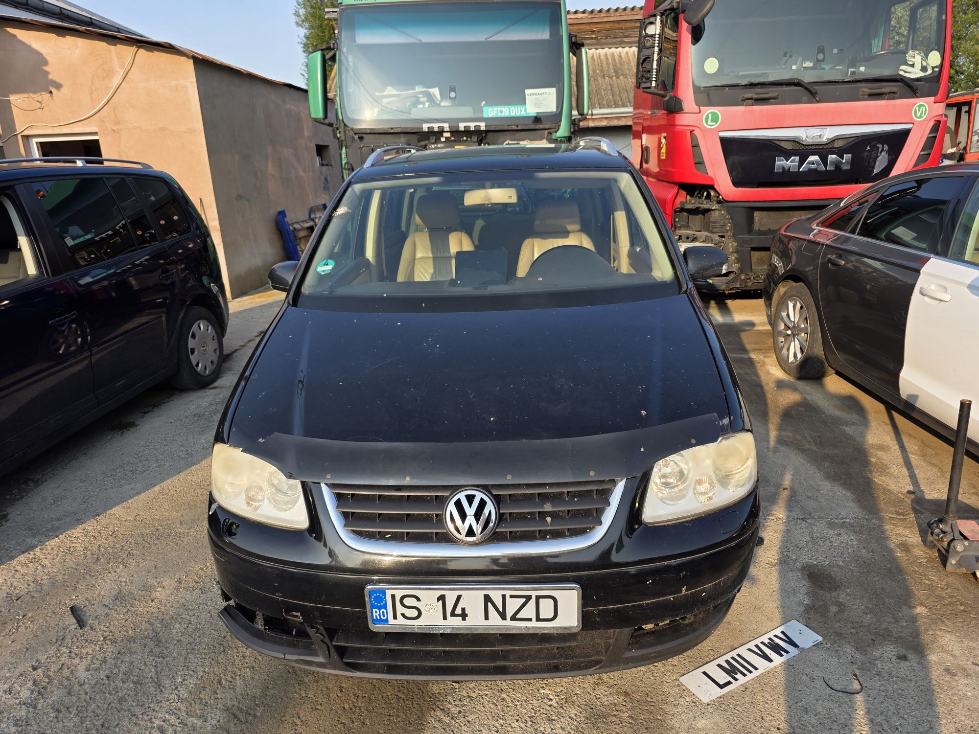 Dezmembrez Touran 2.0 AZV motor functional