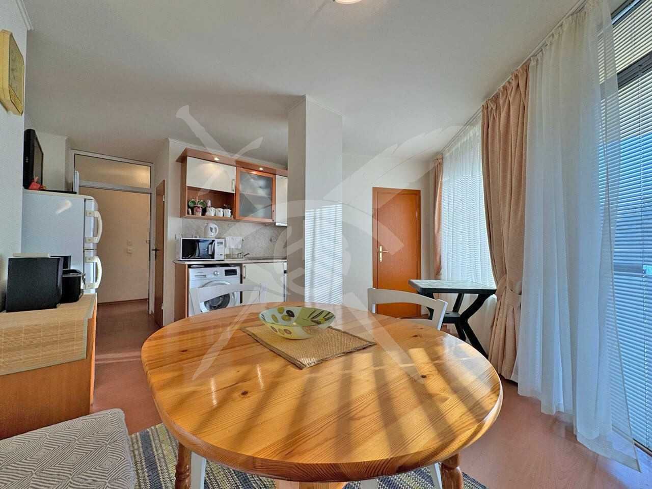 Продава се Тристаен апартамент в к.к. Слънчев бряг - 69 кв.м за 12029 €/кв.м - Снимка #8