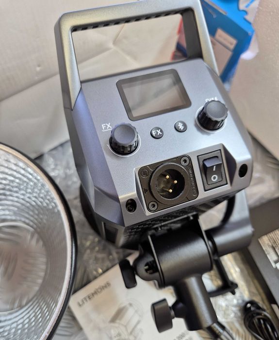 LED осветление Godox Litemons LA150D 5600K