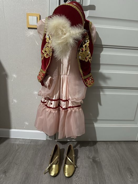 Қазақша көйлек үкісімен