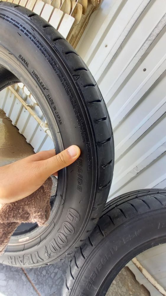 Комплект Goodyear 215/50/17 Пробег 3-4тыс Цена 100тыс