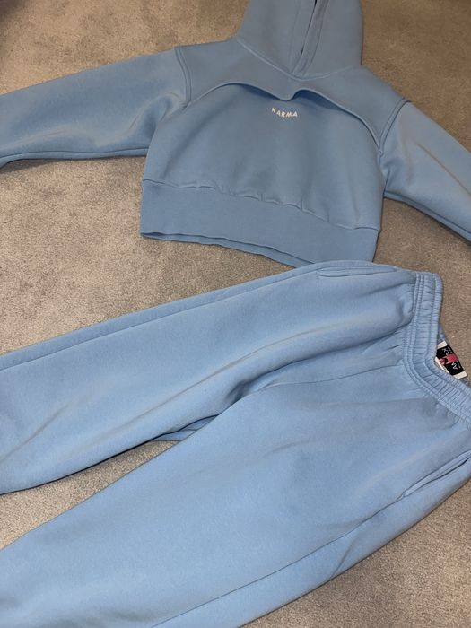 Светлосиньо екипче на Karma в размер С